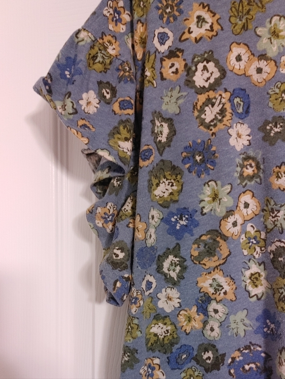 Sonoma Blue Floral V-Neck Smocked Hem Blouse Women's Size XL - Picture 3 of 4